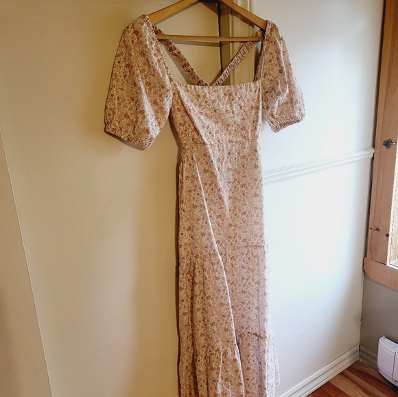 Dress - Picture 2 of 6